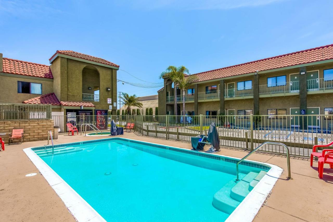 Budget Inn Anaheim / Santa Fe Springs Norwalk Extérieur photo