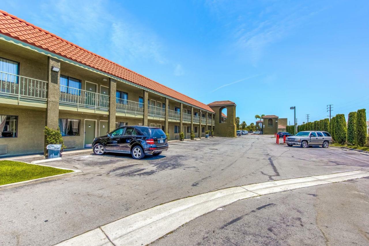 Budget Inn Anaheim / Santa Fe Springs Norwalk Extérieur photo