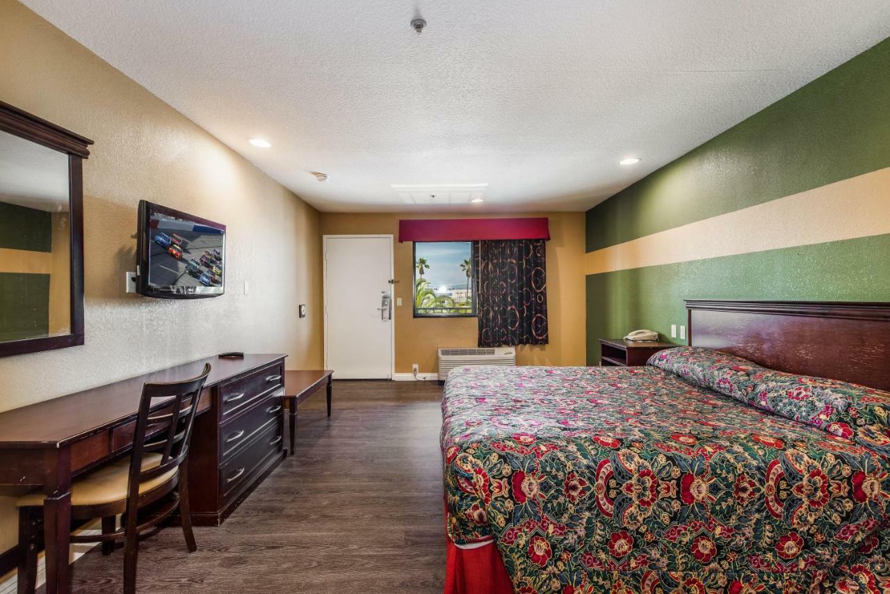 Budget Inn Anaheim / Santa Fe Springs Norwalk Extérieur photo